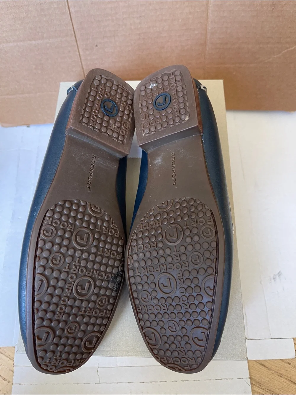 Clarks women slip